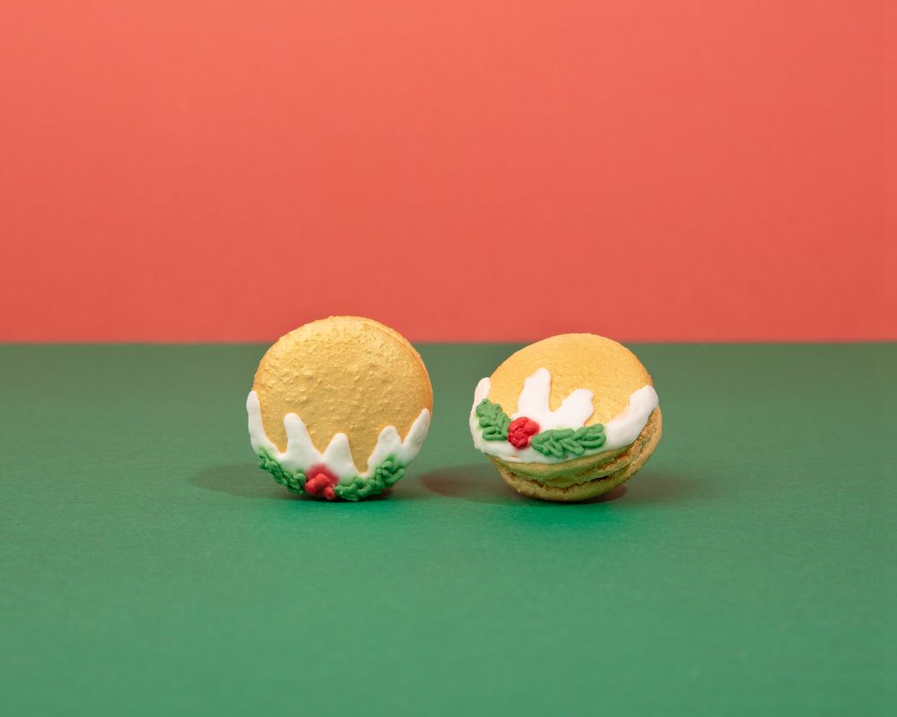Christmas pudding macarons at Oh La La! Macarons